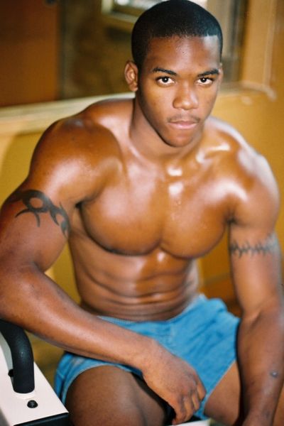 Enzo — tel rose black gay
